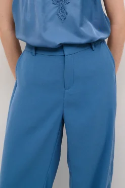 61 Trousers