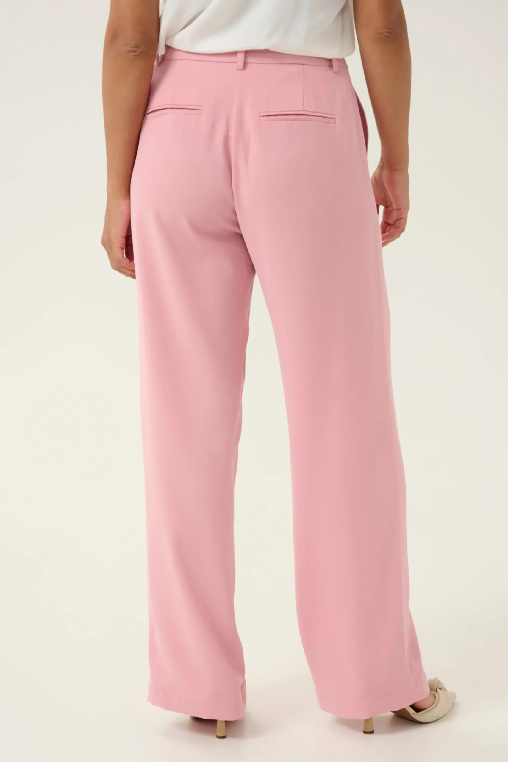 61 Trousers