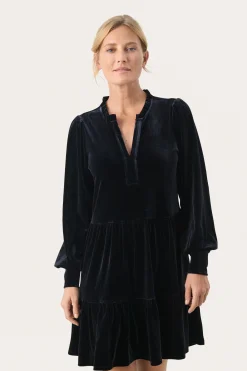 ViggasePW Dress