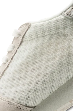 Ydun Shoe